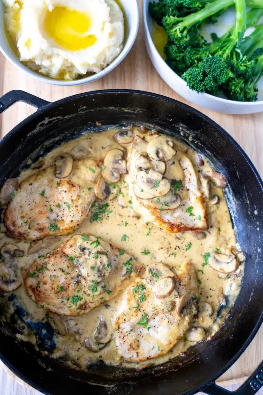 Chicken with Creamy Mushroom Sauce Recipe