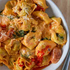 Spinach and Ricotta Tortellini with Creamy Tomato Sauce-image