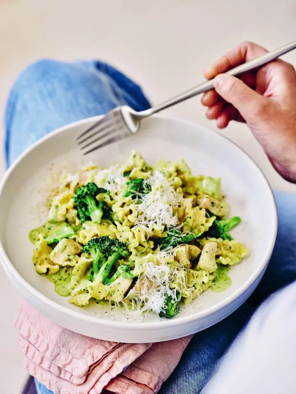 One-pan Pesto Chicken Pasta