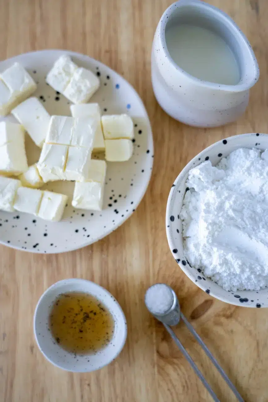Ingredients for cream cheese glaze for Easy no yeast cinnamon scrolls