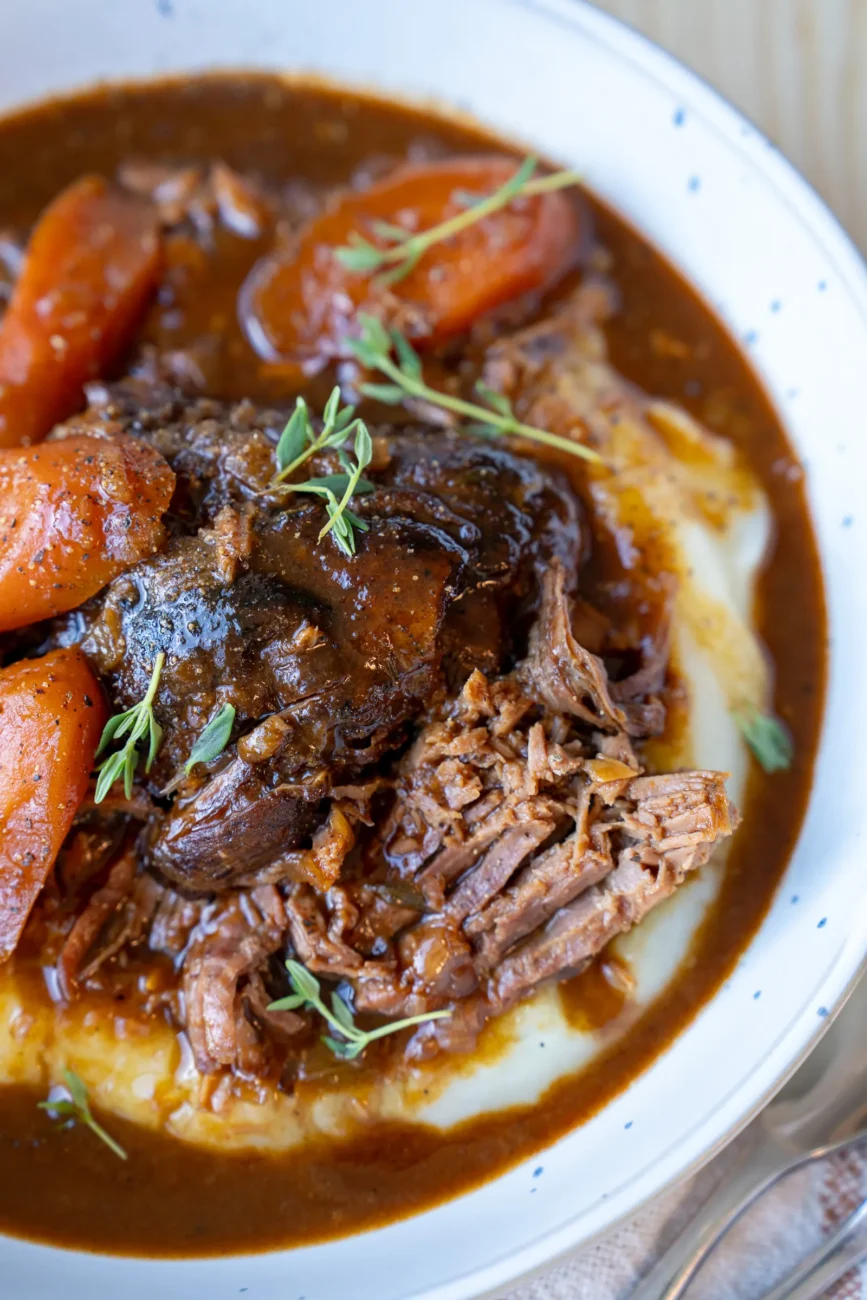 Pot roast beef with mashed potatoes