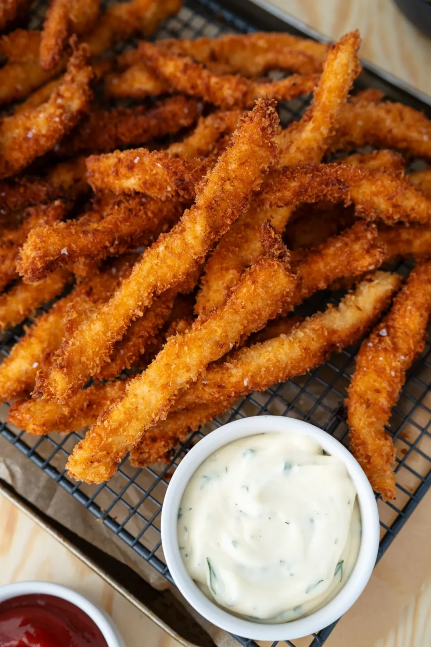 crispy chicken fingers with ranch dressing